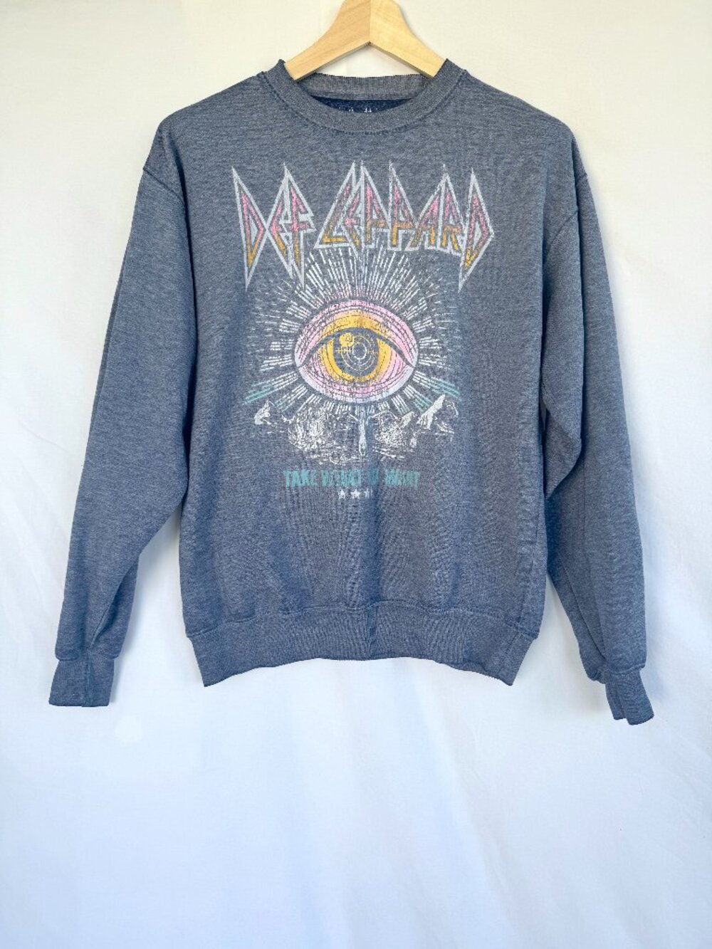 Def Leppard Take What U Want Gray Graphic Crewneck Sweatshirt XS